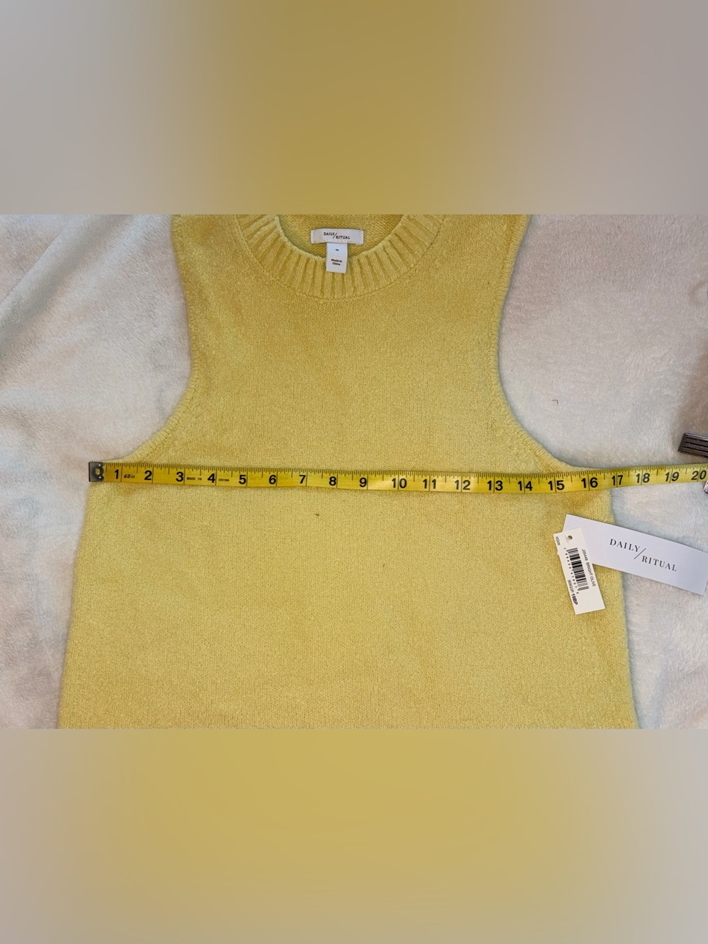 Daily Ritual Bright Olive Ultra Soft Sweater Vest Sz M NWT - Picture 5 of 8